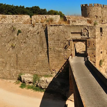 Lägenhet Antifanous